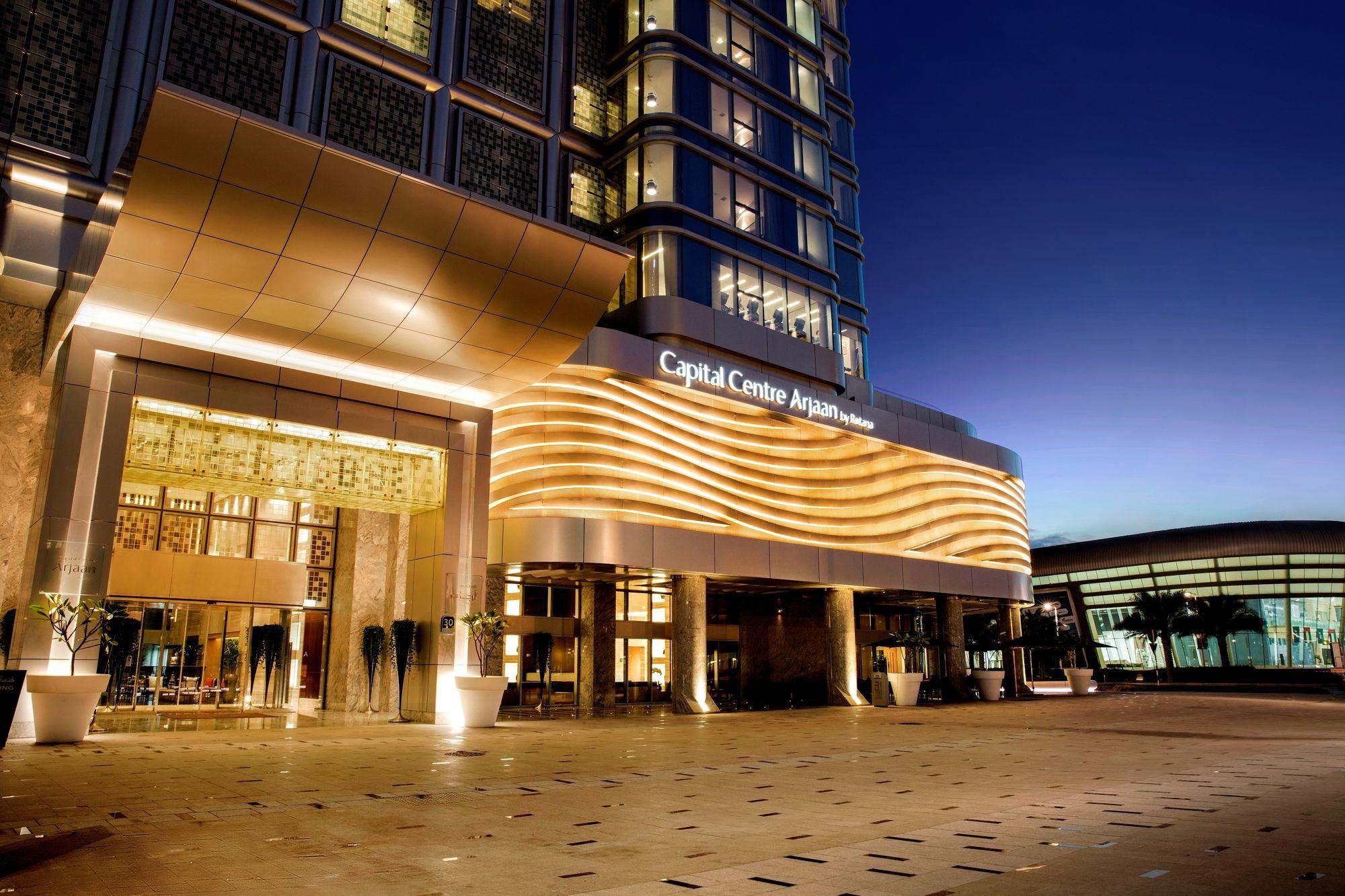 Апарт отель Capital Centre Arjaan By Rotana Абу-Даби Экстерьер фото